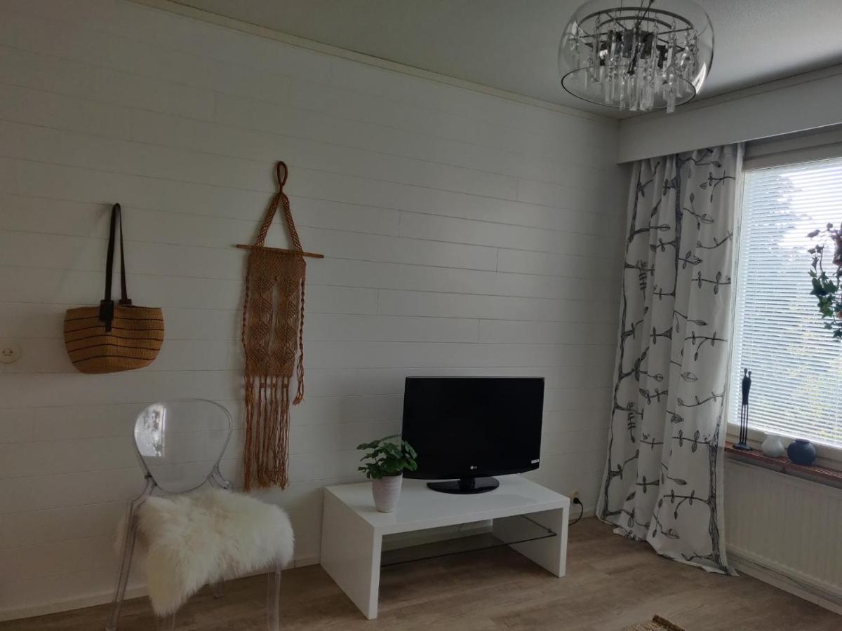 Yyterin Valkoinen Huoneisto 14 Pori Exterior foto