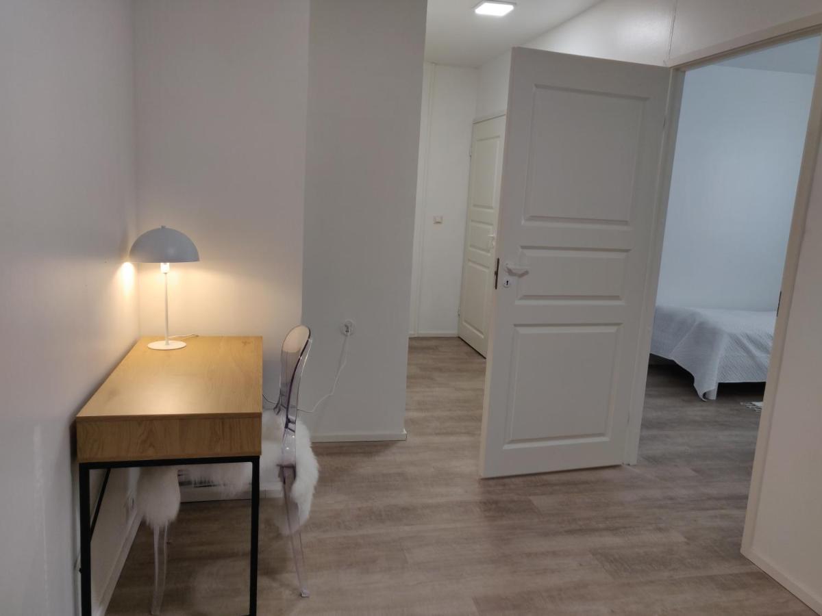 Yyterin Valkoinen Huoneisto 14 Pori Exterior foto